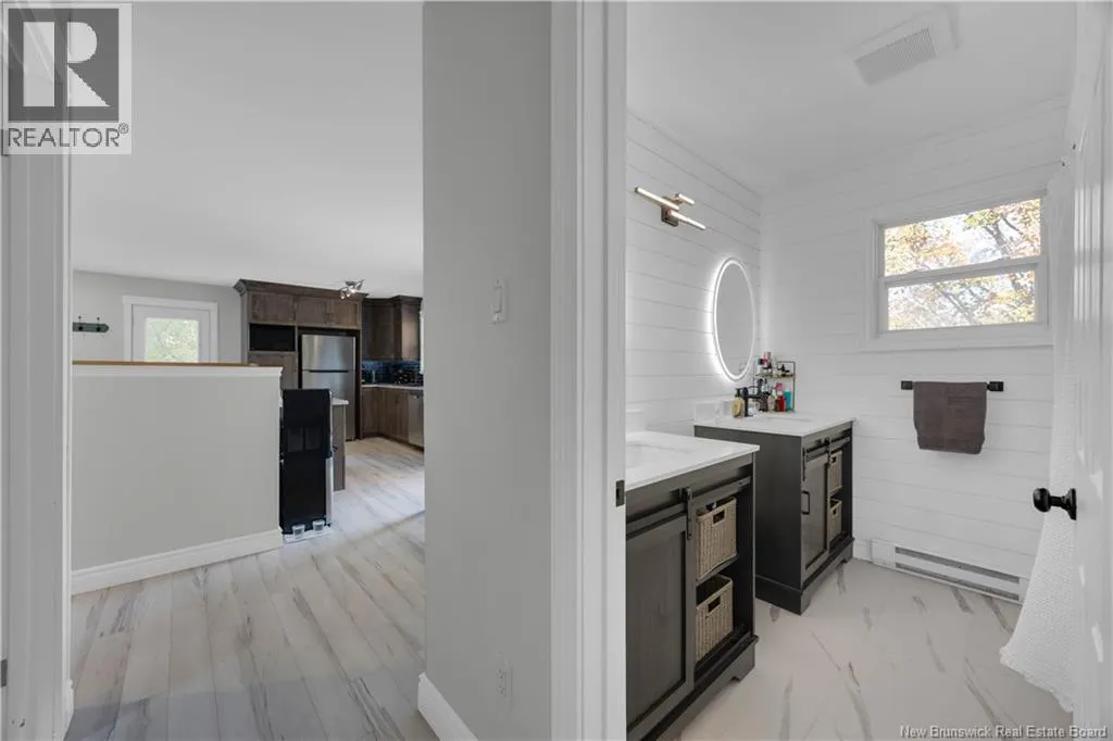 1 Woodridge Drive