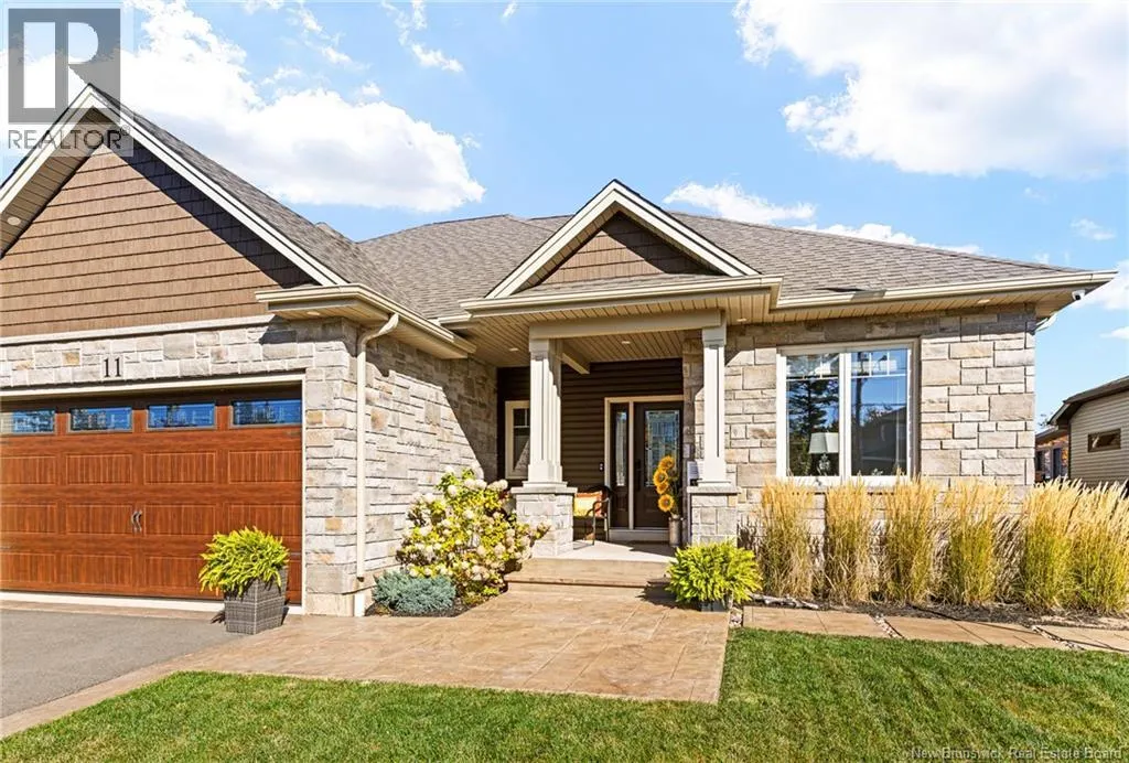 11 Rosebank Crescent