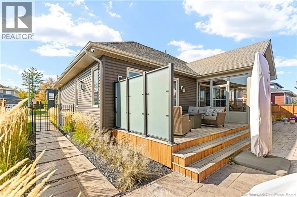 11 Rosebank Crescent
