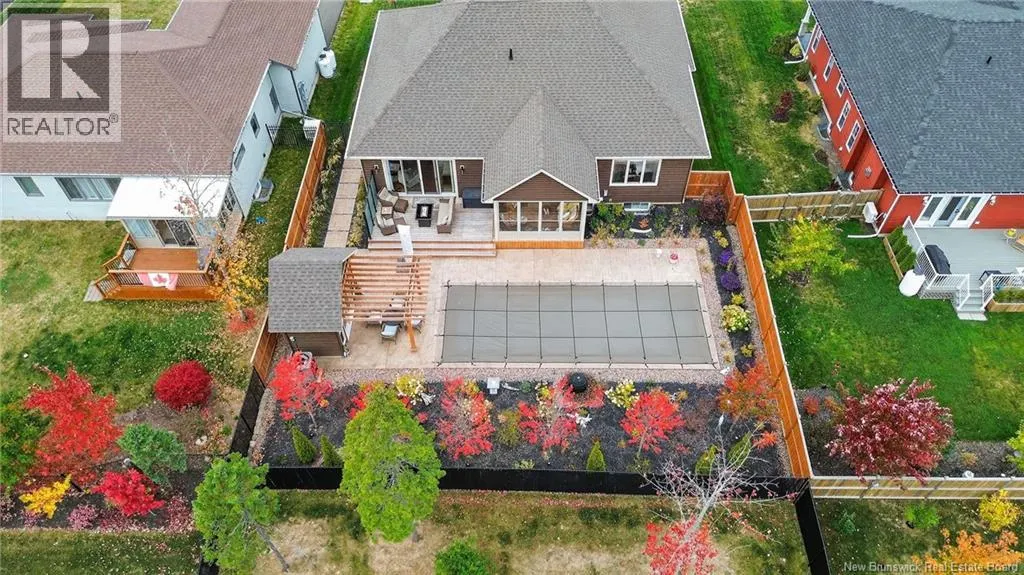 11 Rosebank Crescent