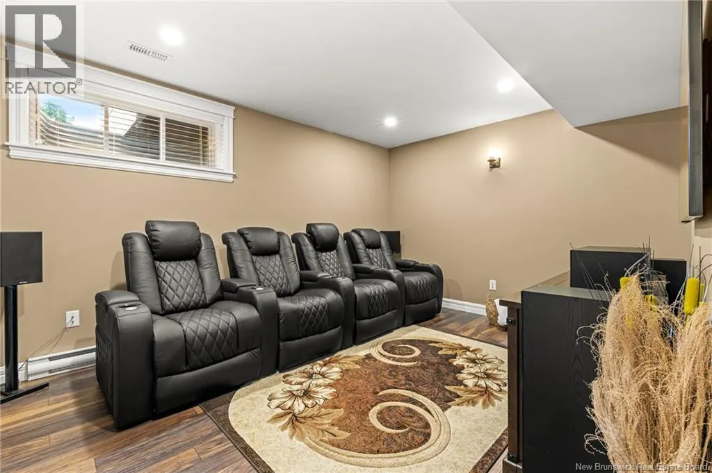 11 Rosebank Crescent