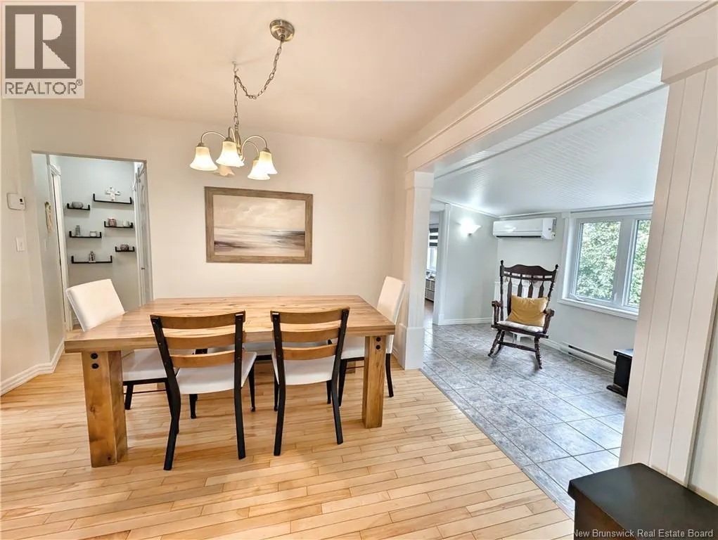 3240 Rue Brideau