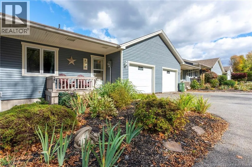 8 Merritt Hill Road