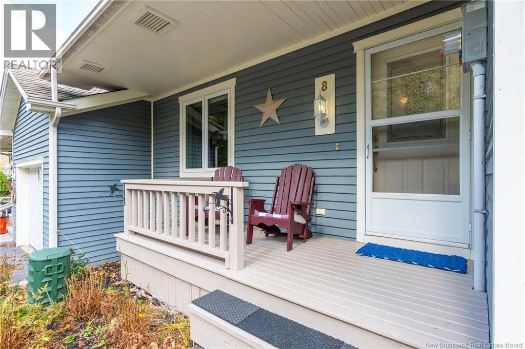 8 Merritt Hill Road