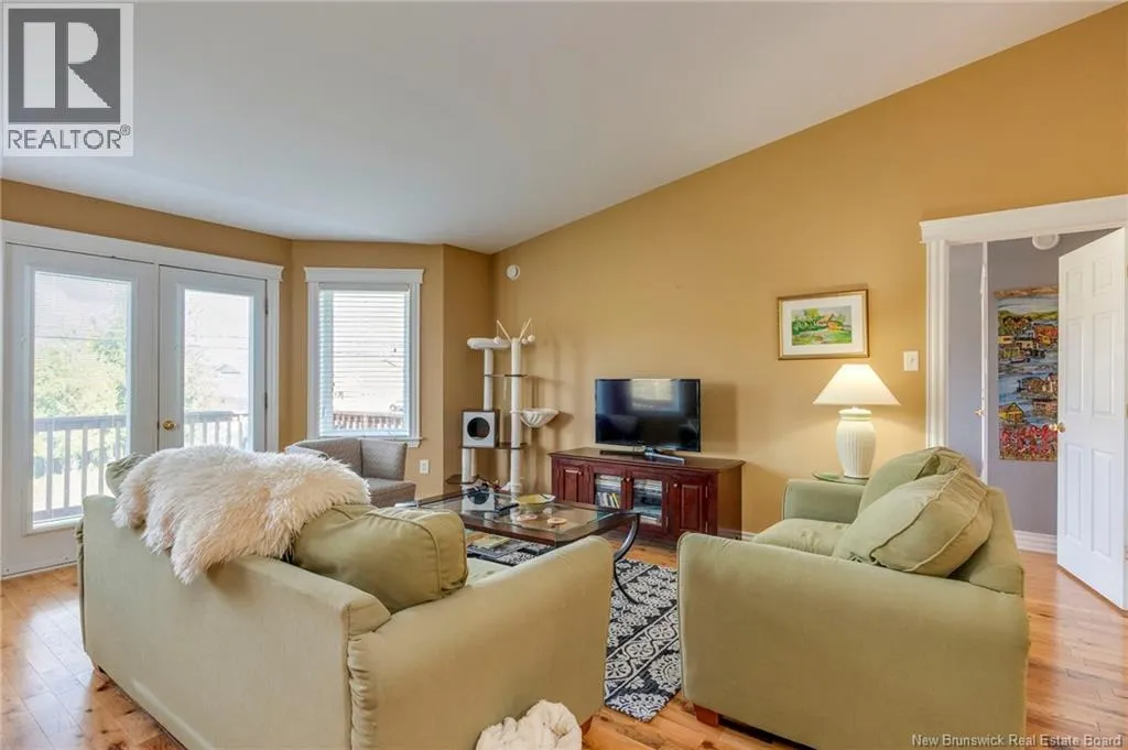 8 Merritt Hill Road