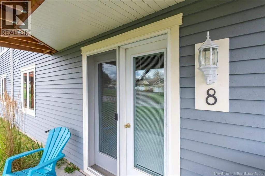 8 Merritt Hill Road