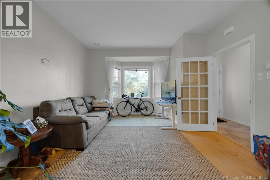 119 Birch Crescent