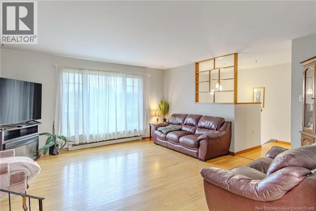 275 Lakeview Drive