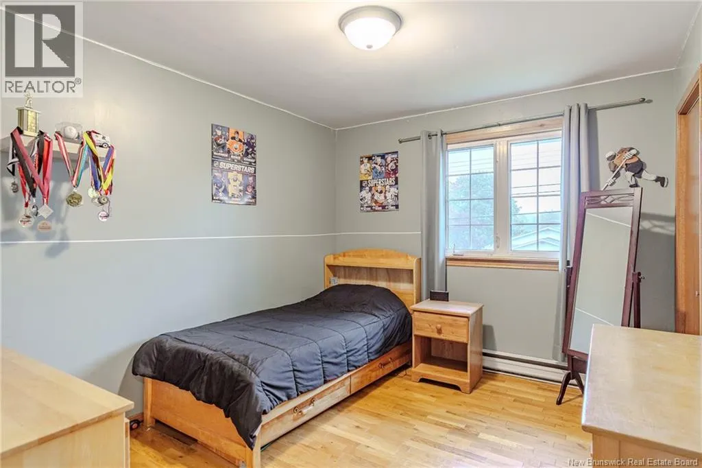 275 Lakeview Drive