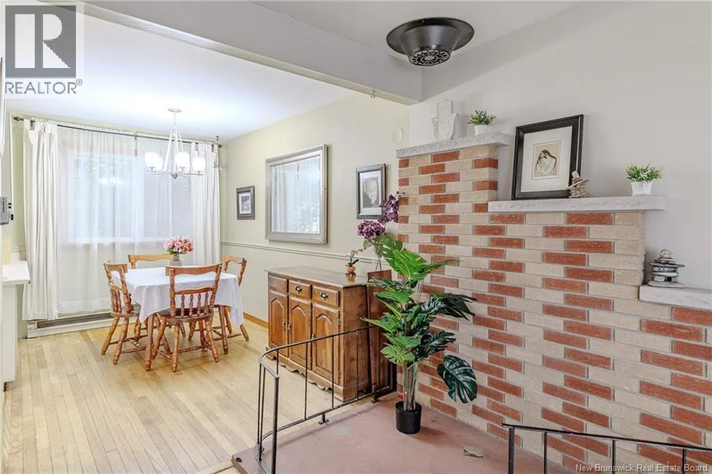 275 Lakeview Drive
