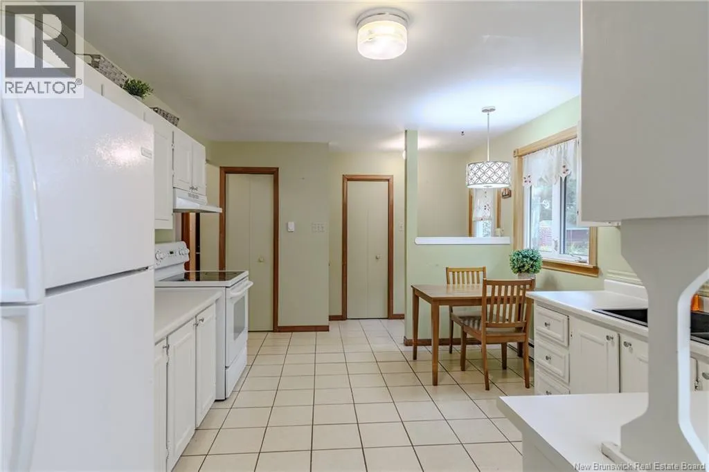 275 Lakeview Drive