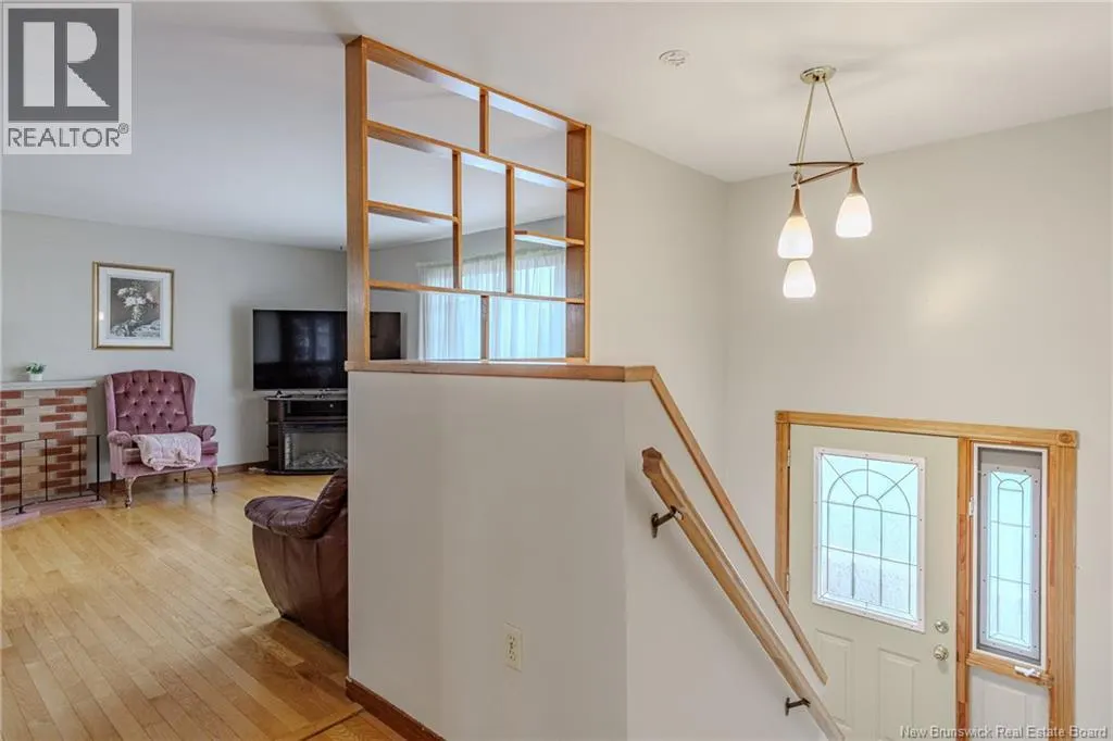275 Lakeview Drive