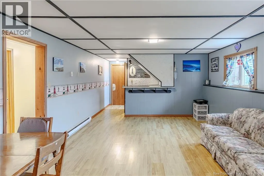 275 Lakeview Drive