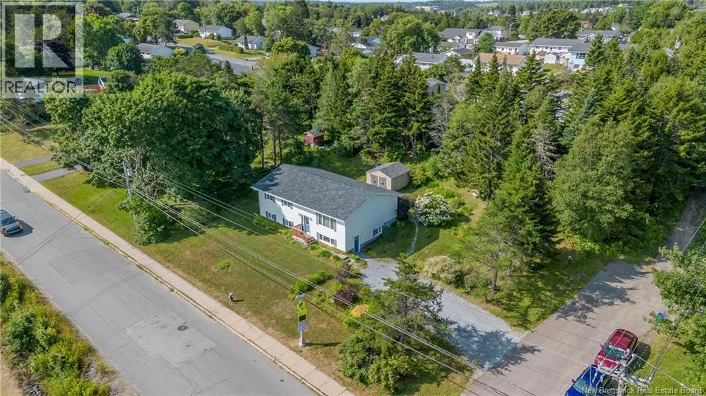 275 Lakeview Drive
