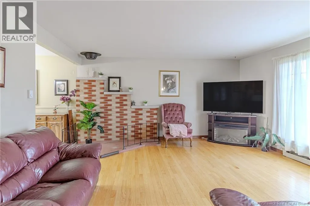 275 Lakeview Drive