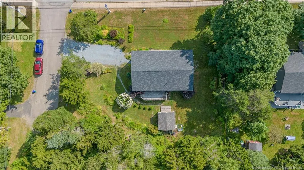 275 Lakeview Drive