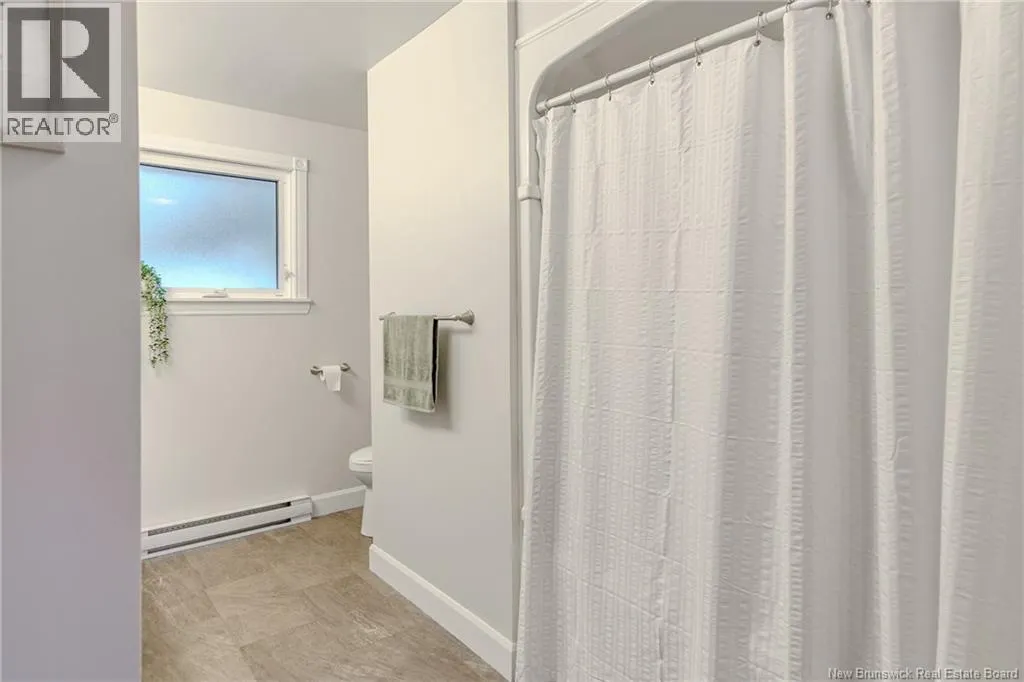 275 Lakeview Drive