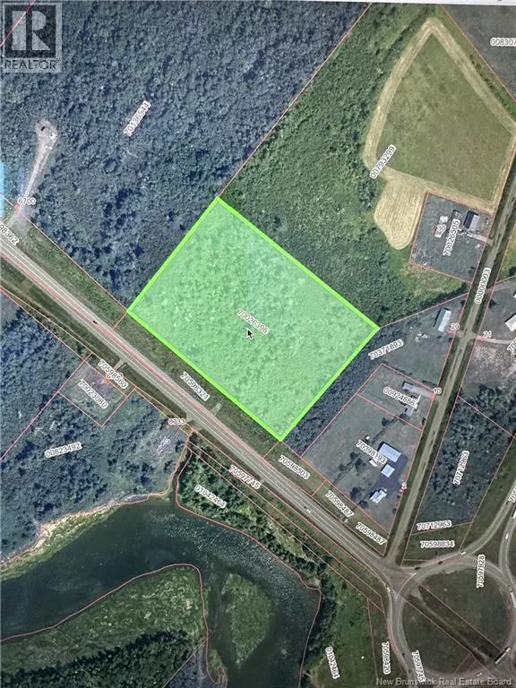 Land on Hwy 15