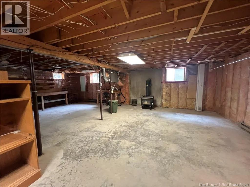 9 Crestline Drive