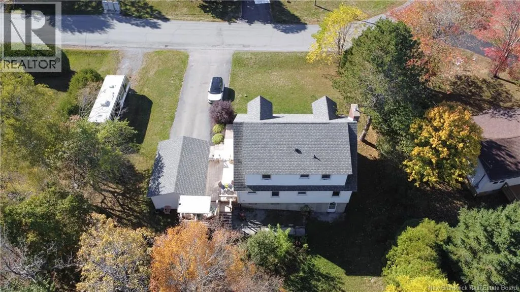 14 Longwood Drive