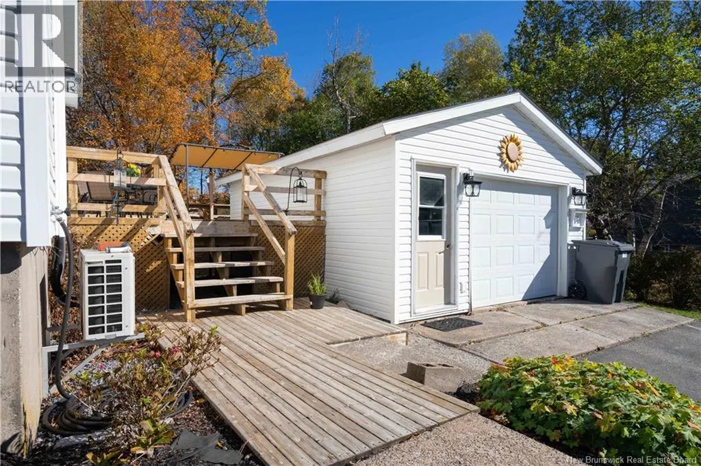 14 Longwood Drive