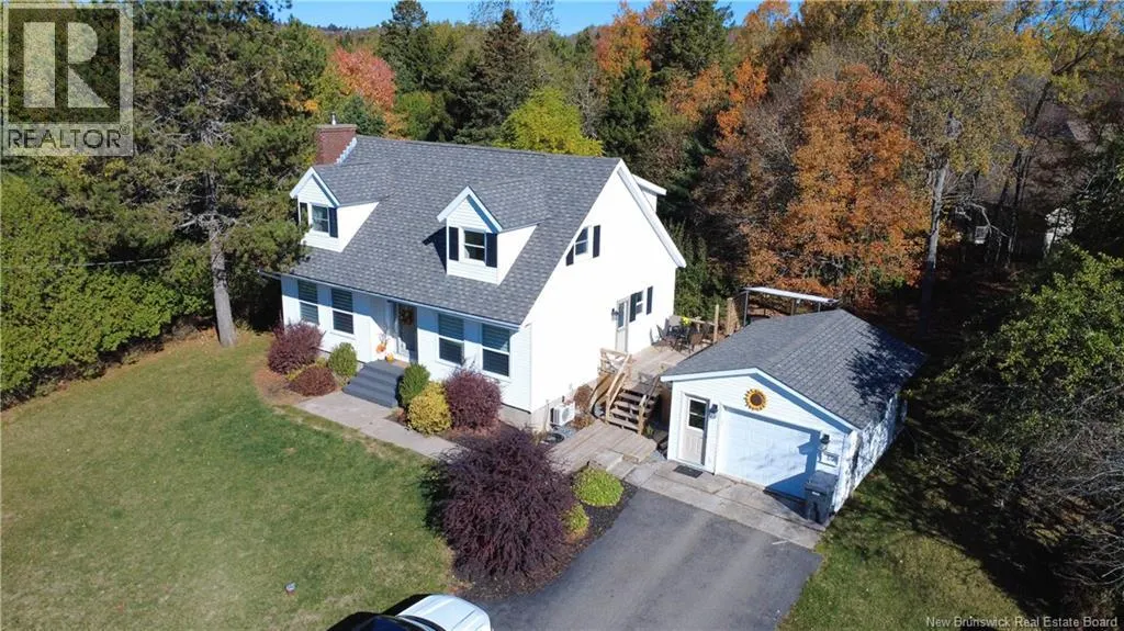 14 Longwood Drive