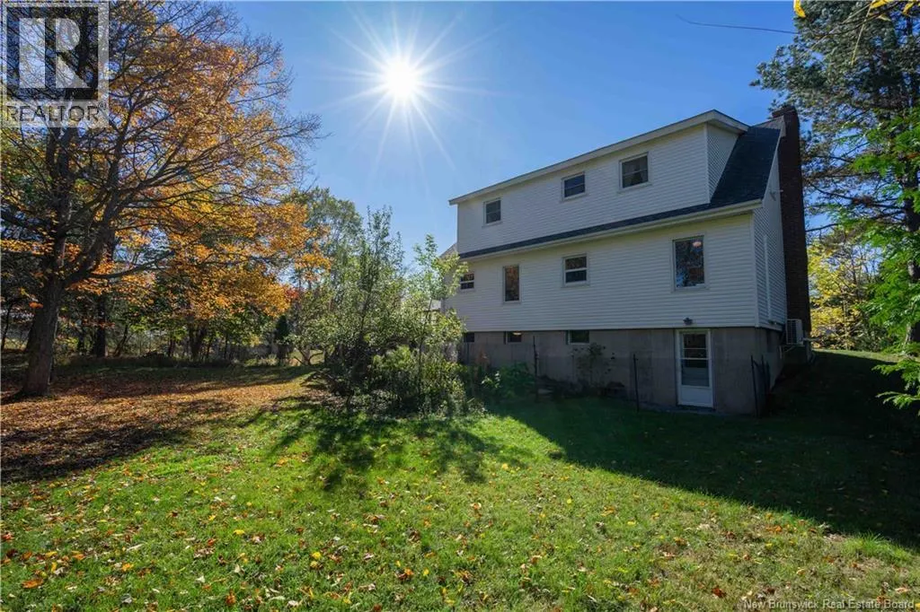 14 Longwood Drive