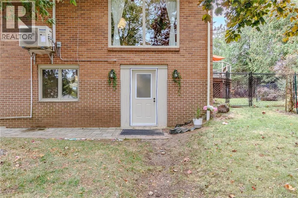 75 Crown Hill Crescent