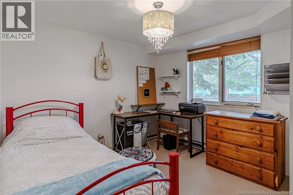 75 Crown Hill Crescent