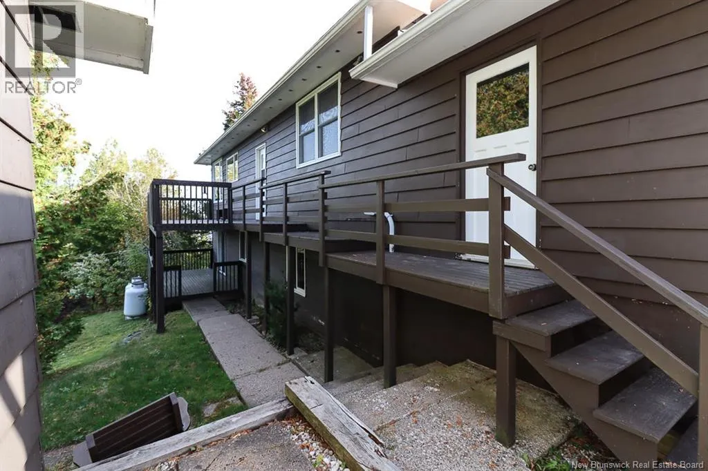 253 Bay Crescent Drive
