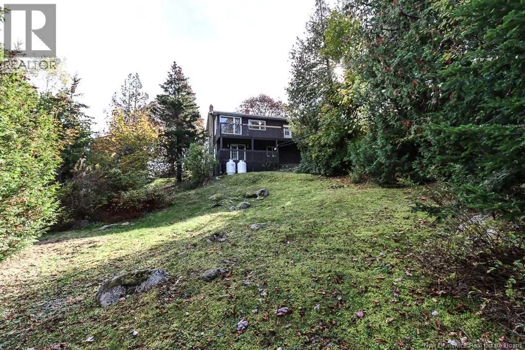 253 Bay Crescent Drive
