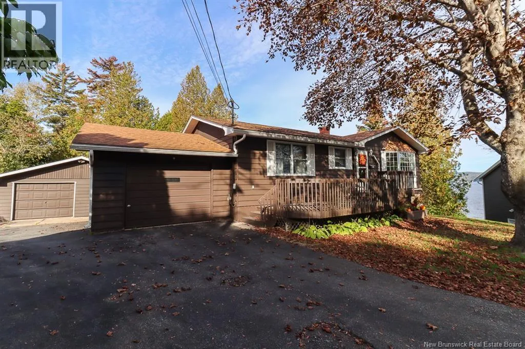 253 Bay Crescent Drive