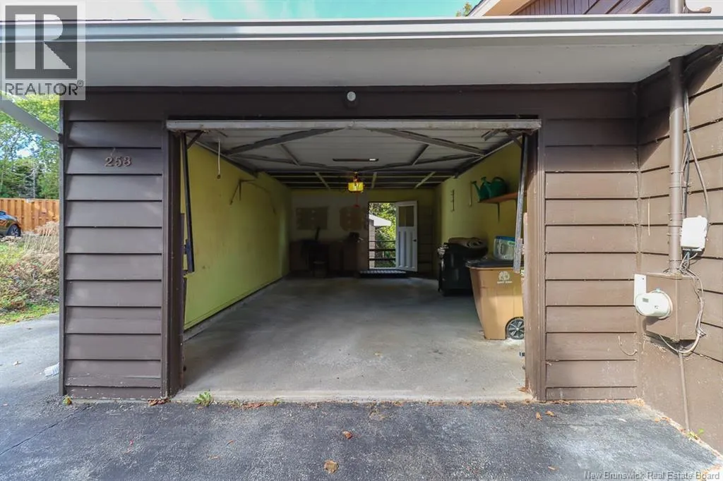 253 Bay Crescent Drive