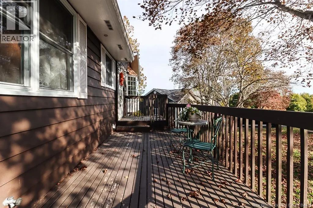 253 Bay Crescent Drive