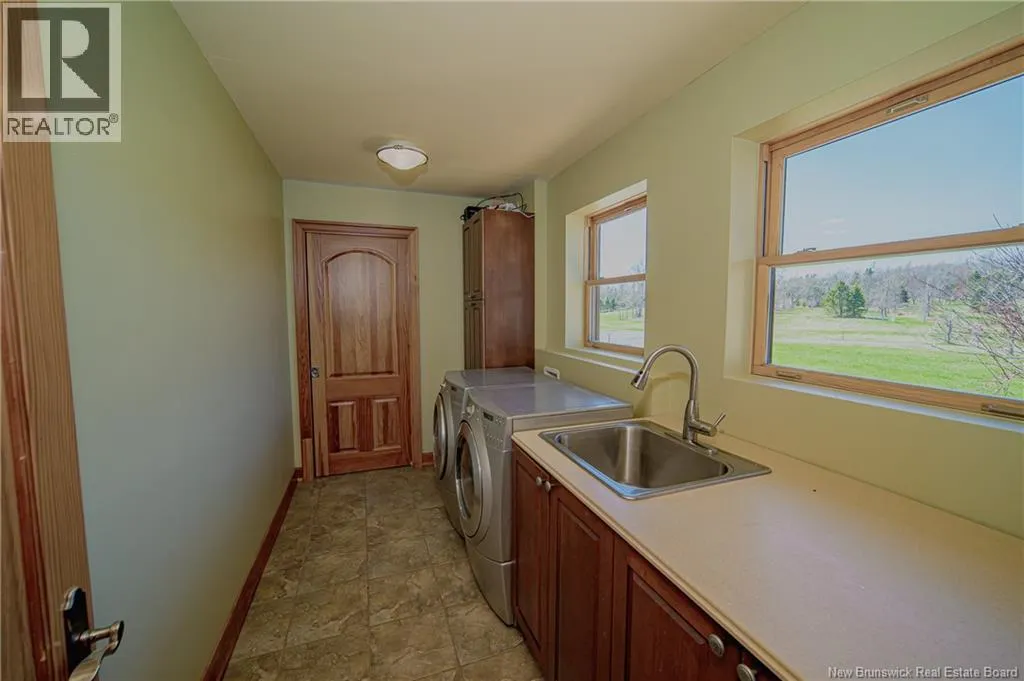 3479 Lower Cambridge Road