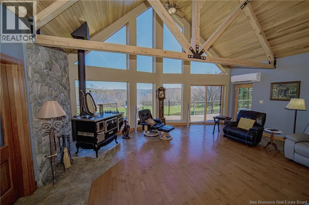 3479 Lower Cambridge Road
