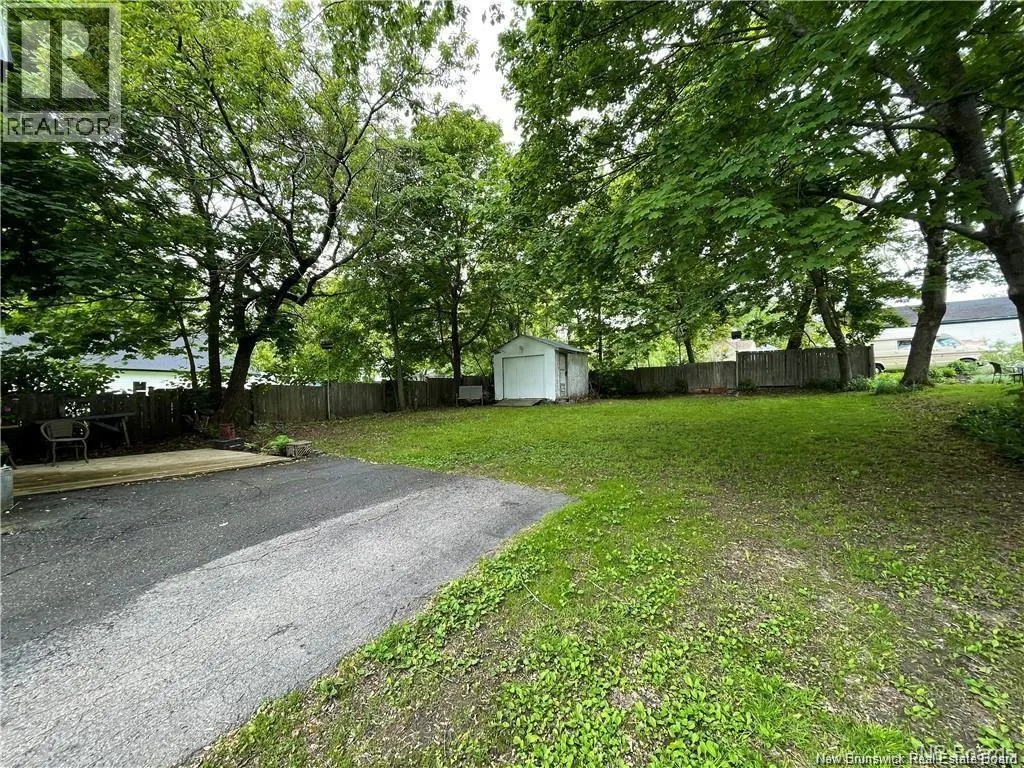 519 King George Way