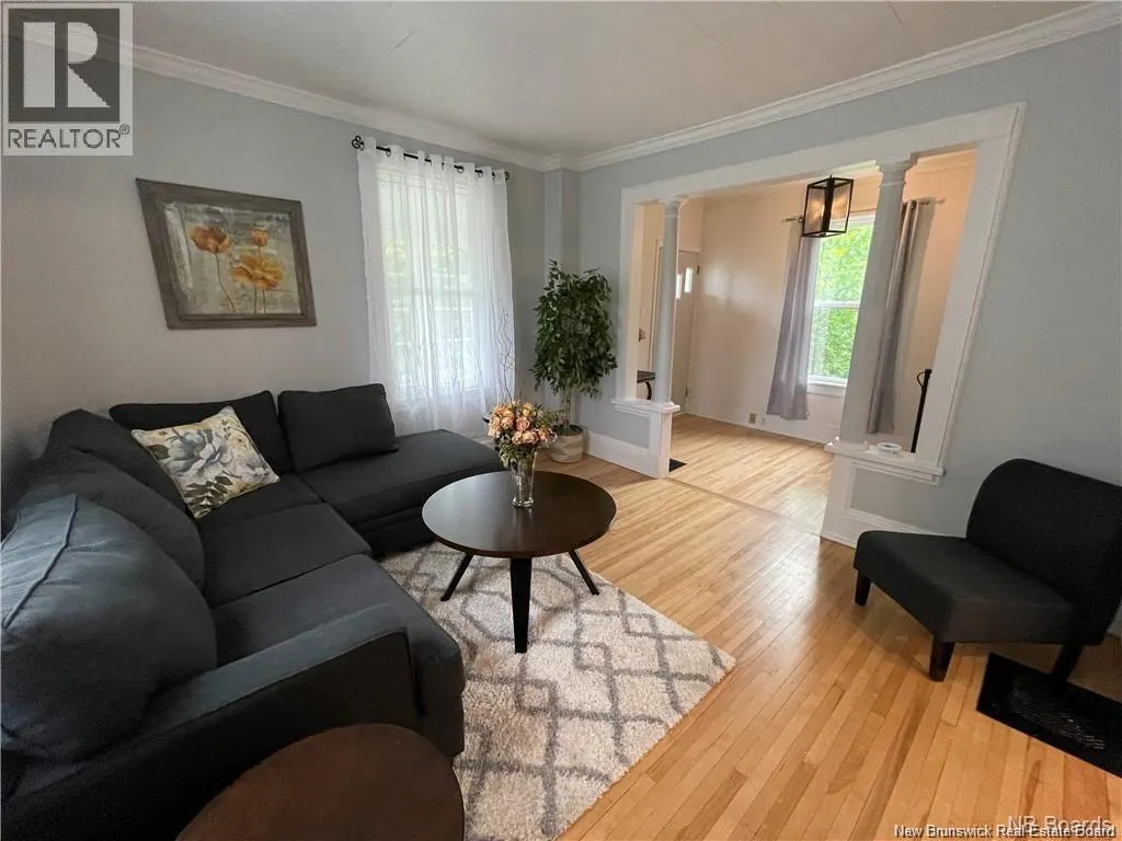 519 King George Way
