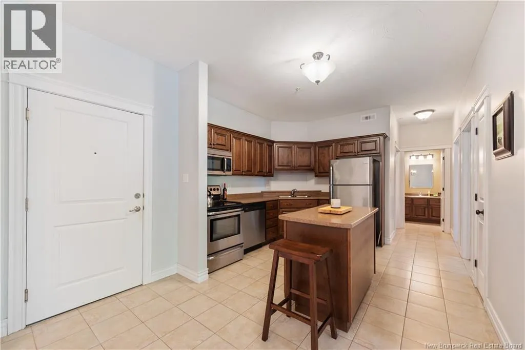 65 Diamond Head Unit# 112