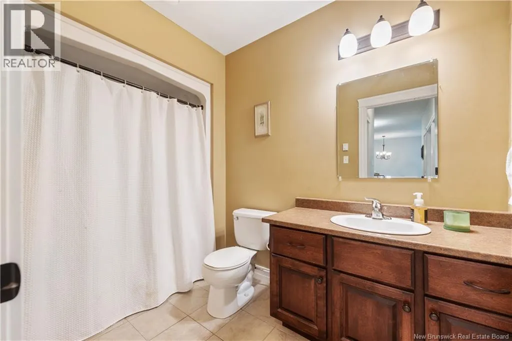 65 Diamond Head Unit# 112