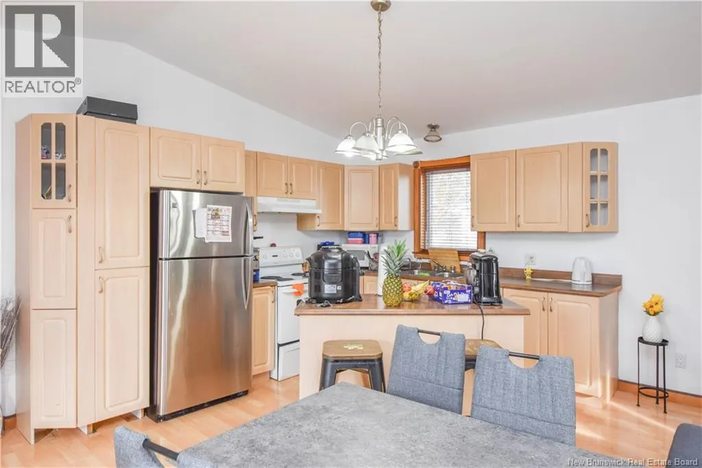 373 rue Coughlan Street