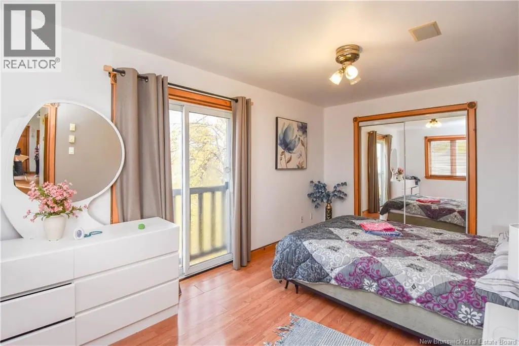 373 rue Coughlan Street