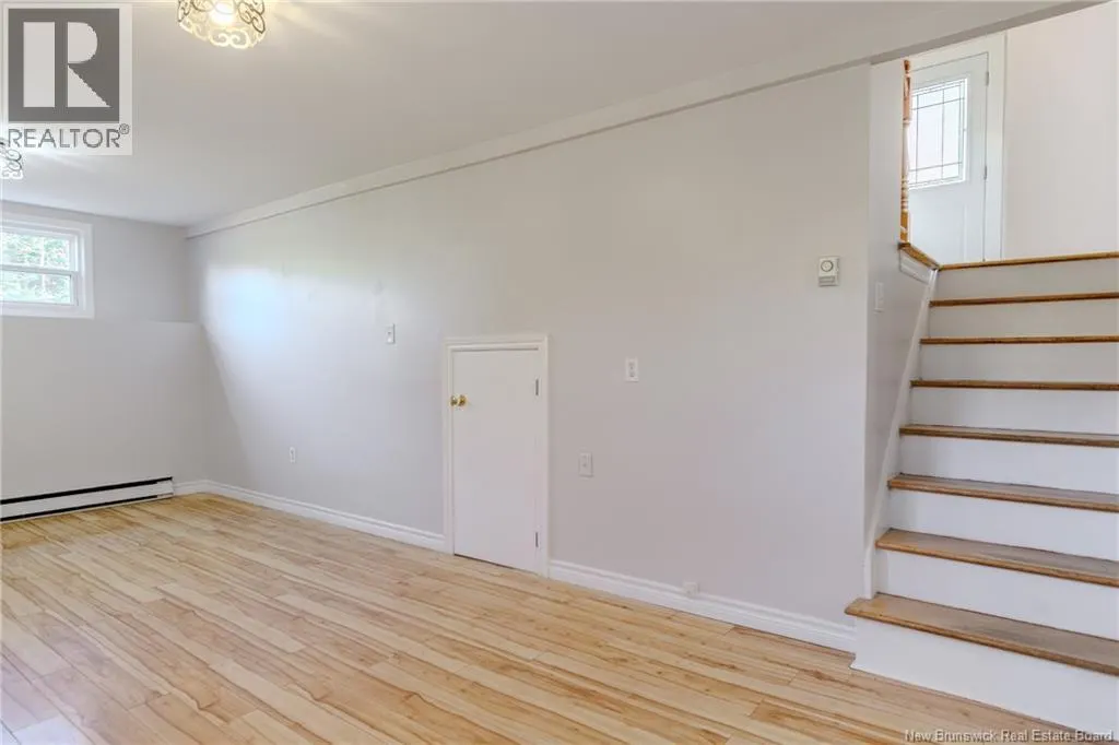 54 Iona Avenue