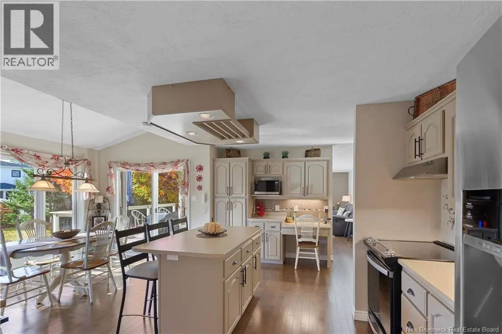 6 Spruce Garden Court