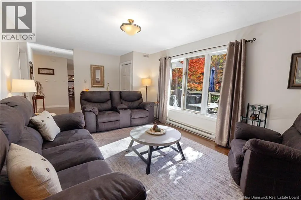 6 Spruce Garden Court