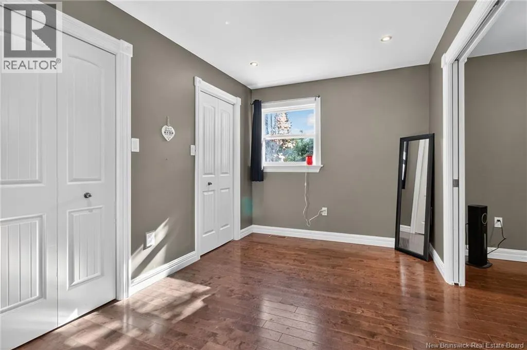 20 MacPhee Lane