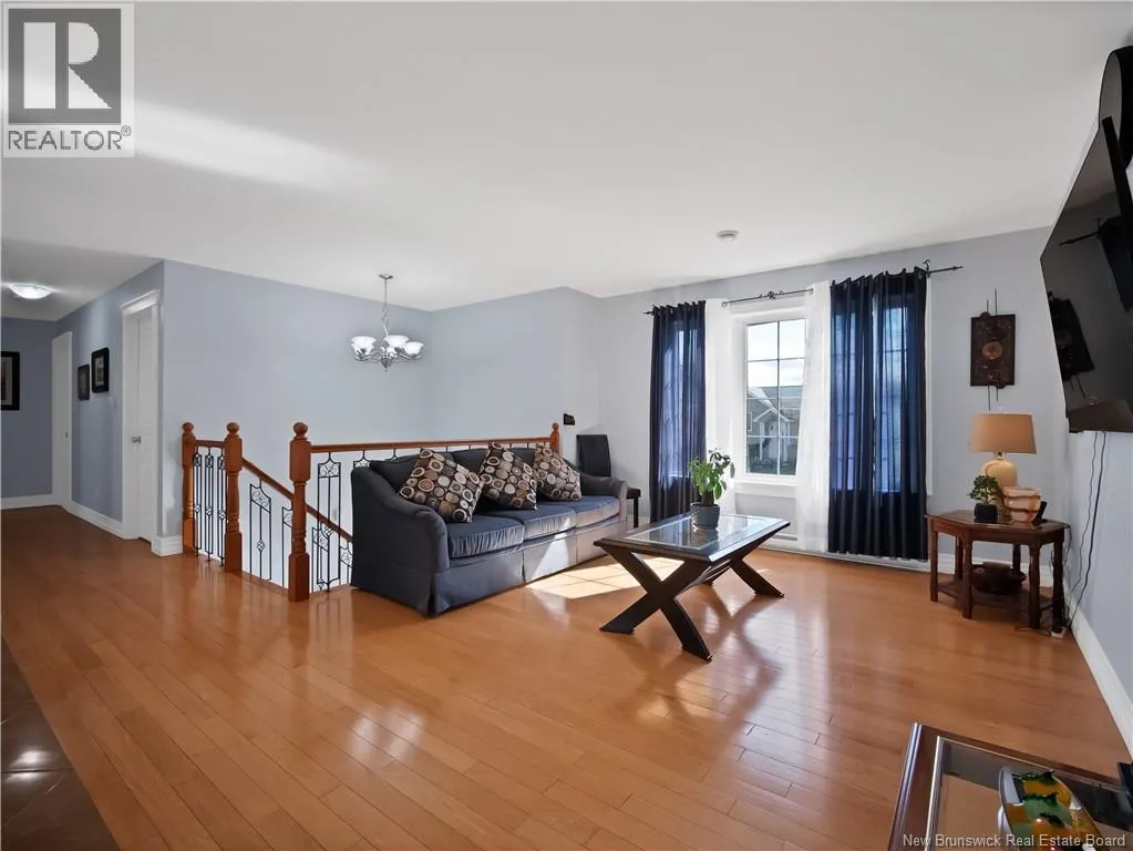 53 Falcon Drive
