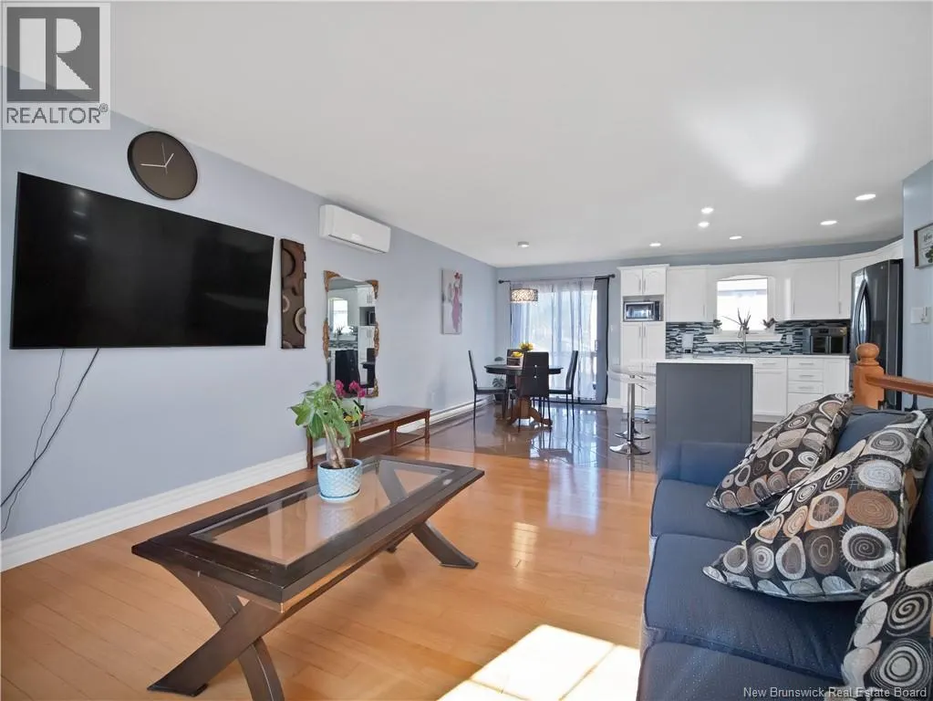 53 Falcon Drive