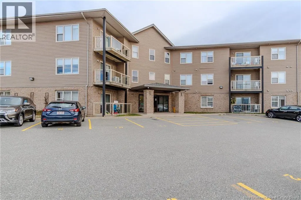 130 Arlington Crescent Unit# 15