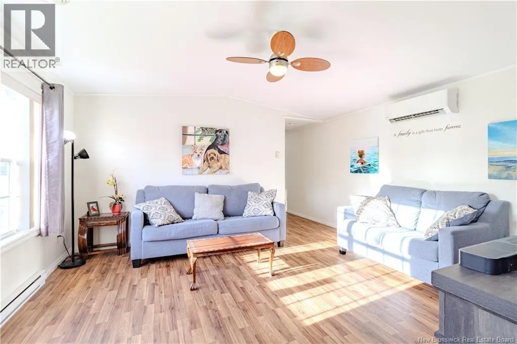 6 Northrup Crescent